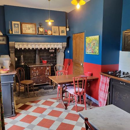 לינה וארוחת בוקר לה בורבול Domaine Les Pradets מראה חיצוני תמונה