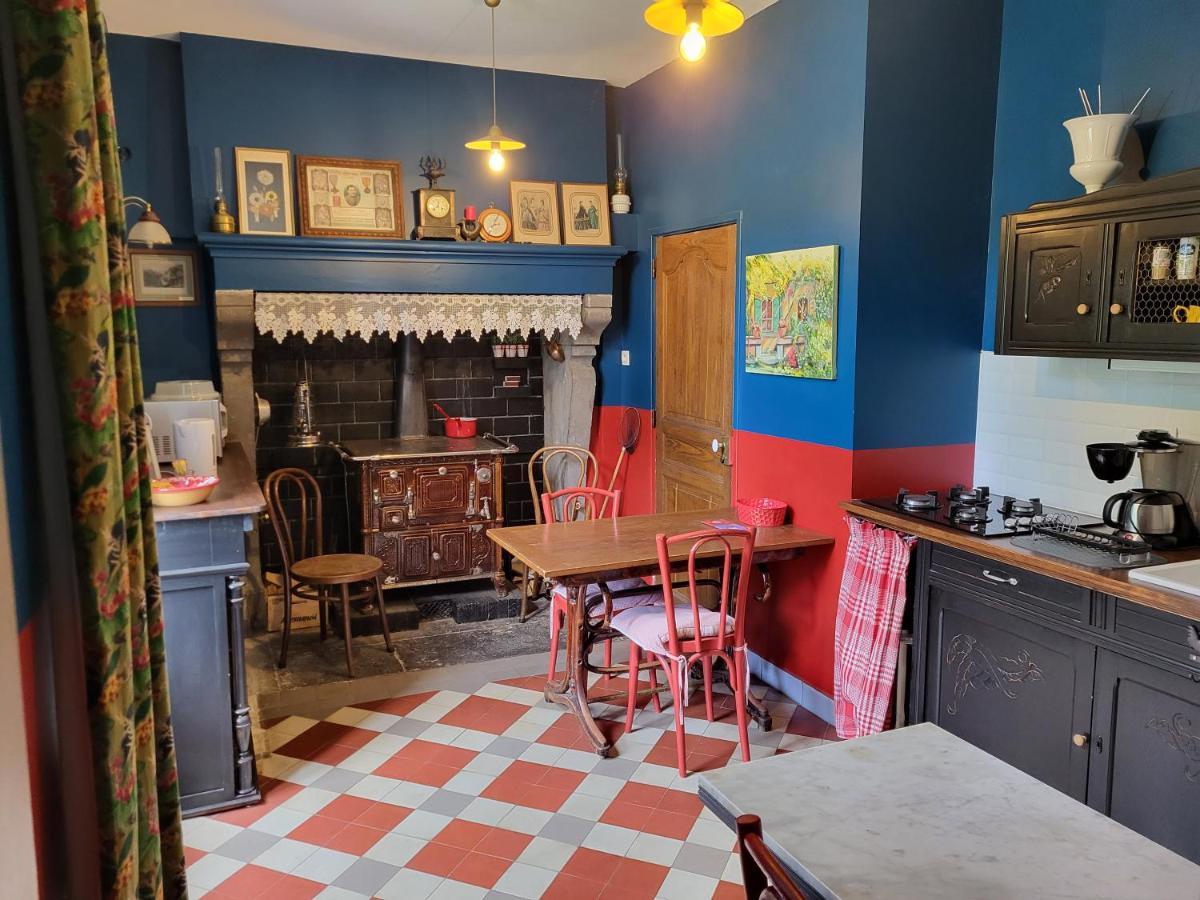 לינה וארוחת בוקר לה בורבול Domaine Les Pradets מראה חיצוני תמונה